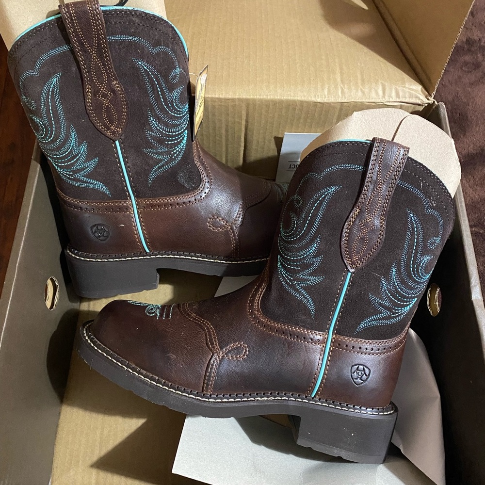 Arita Fat Baby Boots